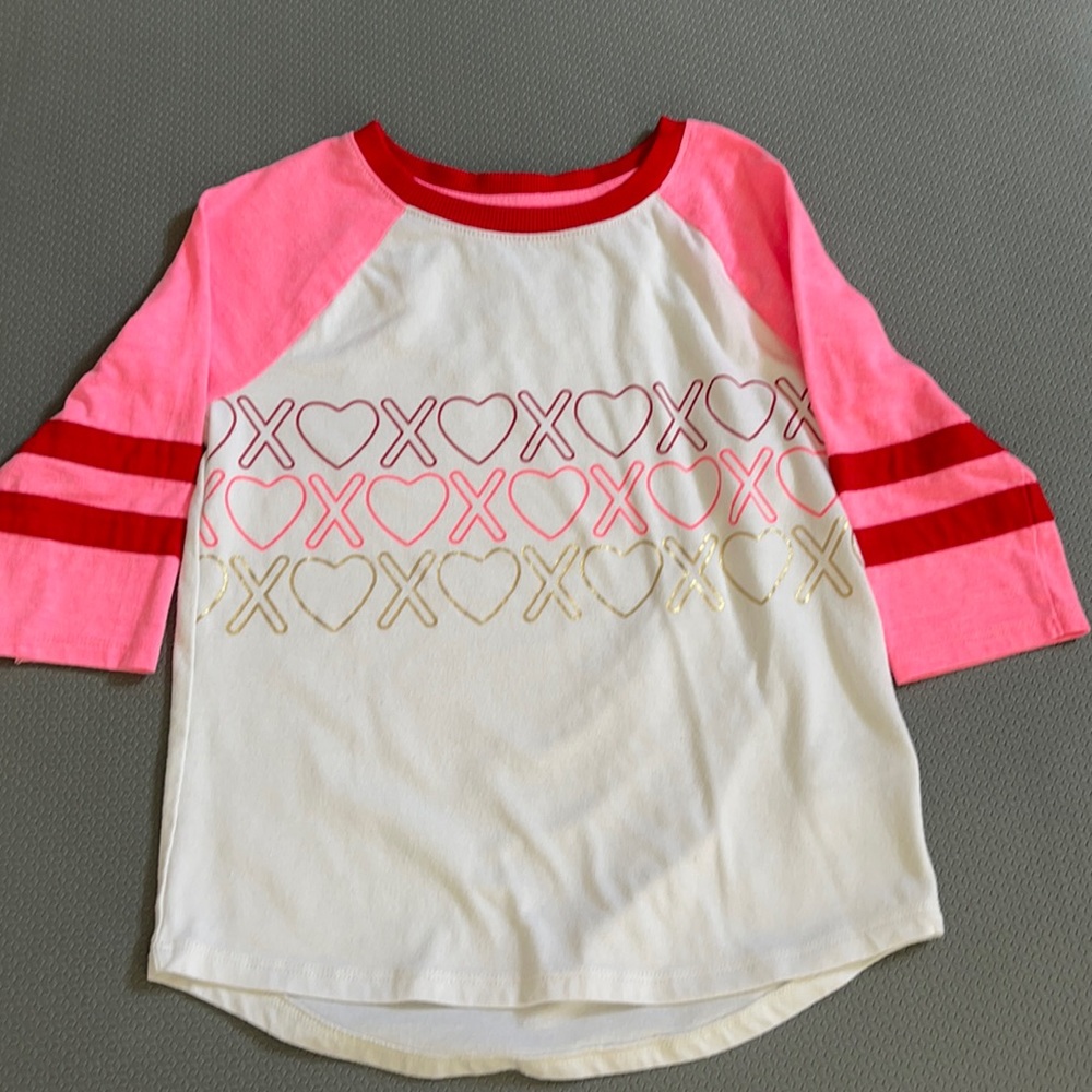 Girls size 6X 3/4 length sleeve T-shirt with print